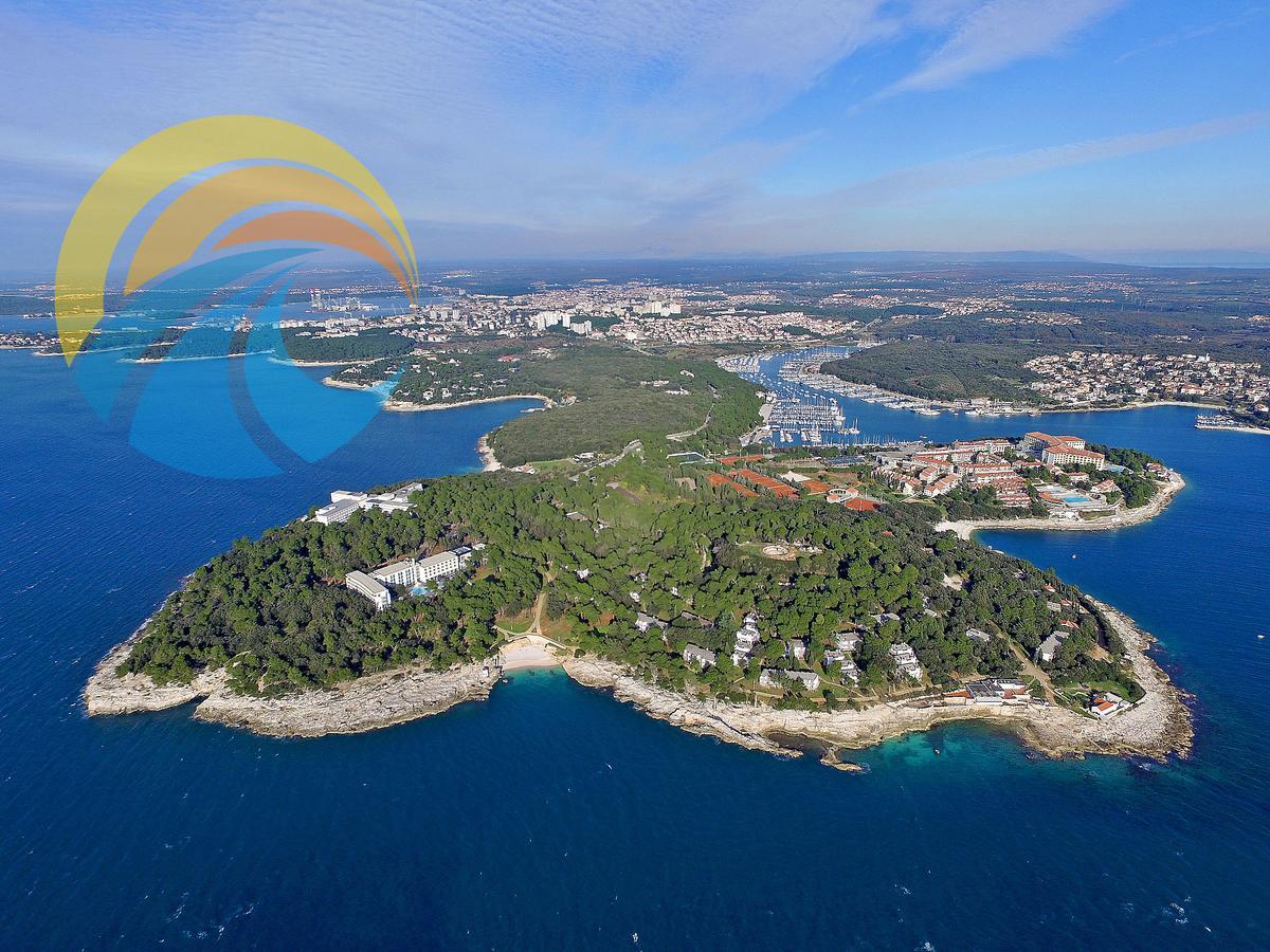 Apartments Nadija 1366 Pula Luaran gambar